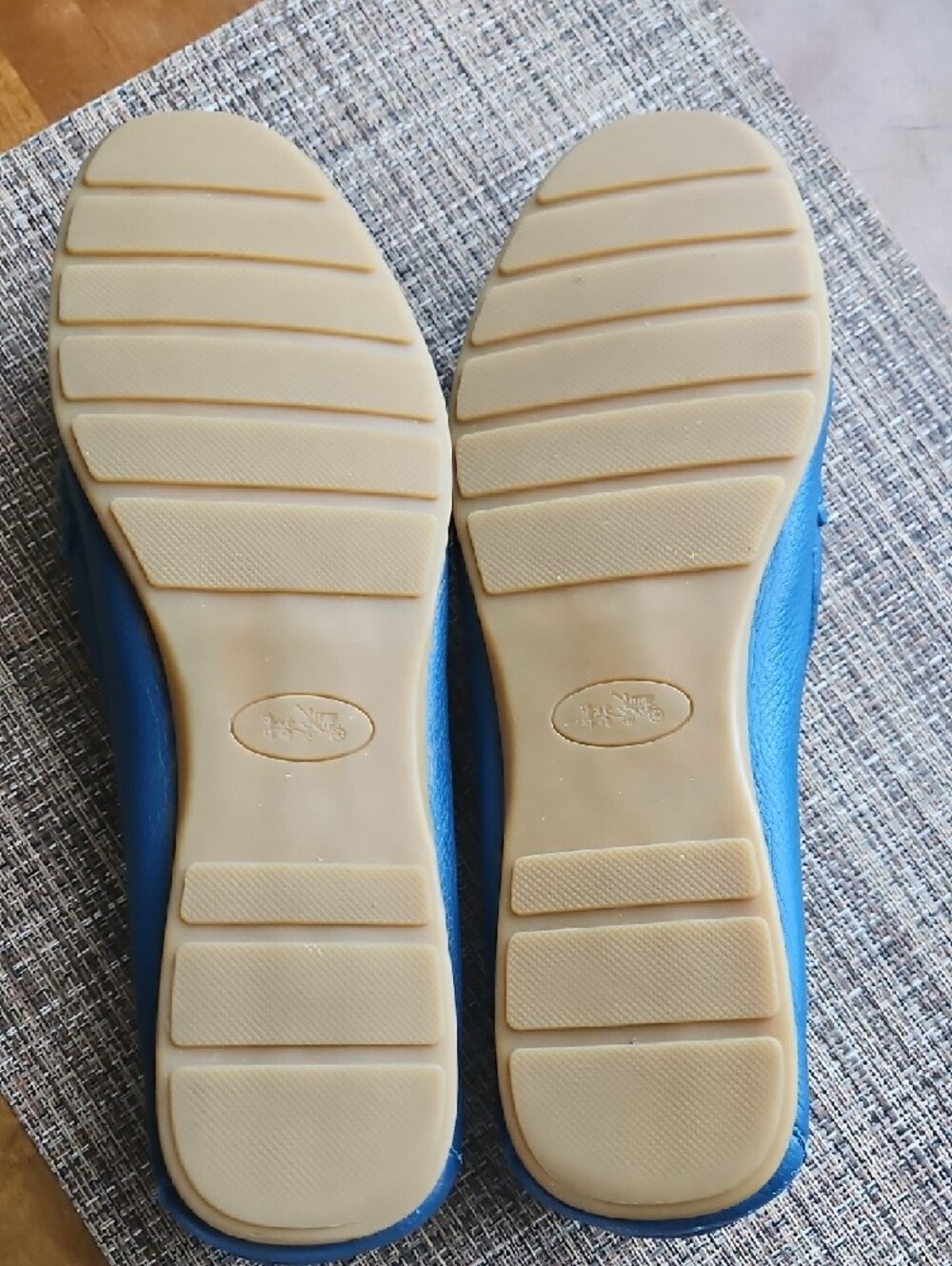 Coach Teal Pebbled Leather Loafers with Gold Plaque - Picture 4 of 6